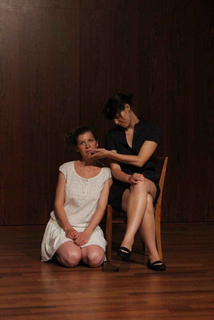 'Wir schlugen uns heftig' Diplom Sprechkunst von Caroline Intrup | Sprecherin Performerin Sprechtrainerin | Berlin