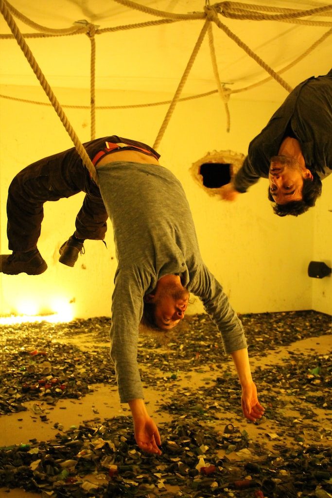 'A piece of cake' Tanztheater von backsteinhaus produktion - Caroline Intrup | Sprecherin Performerin Sprechtrainerin | Berlin