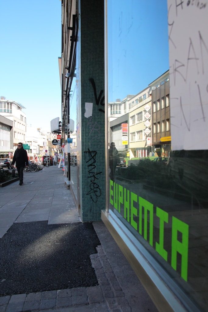 'Utopia Parkway' Ad-hoc-Künstlerresidenz - Caroline Intrup | Sprecherin Performerin Sprechtrainerin | Berlin