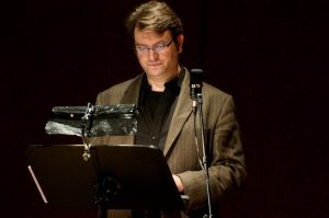 'Der PleiteJAZZ' Live Hörspiel - Caroline Intrup | Sprecherin Performerin Sprechtrainerin | Berlin